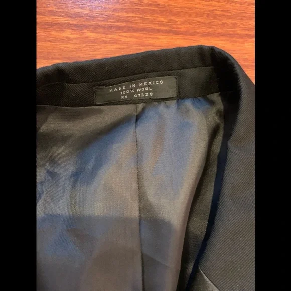 Jones New York Men’s suit